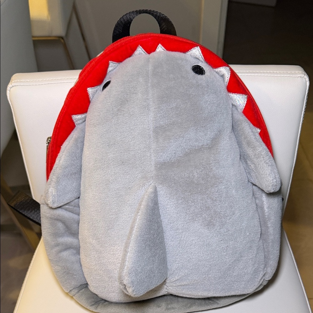 PRE-OWNED- Gray and Red Shark Backpack